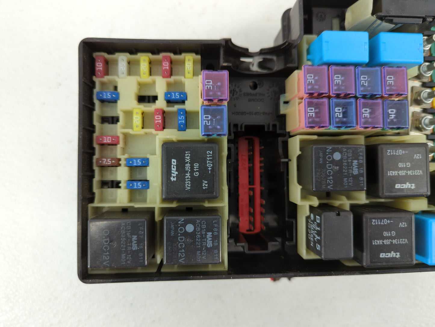 2004-2009 Mazda 3 Fusebox Fuse Box Panel Relay Module P/N:BP4K-66765 Fits Fits 2004 2005 2006 2007 2008 2009 OEM Used Auto P