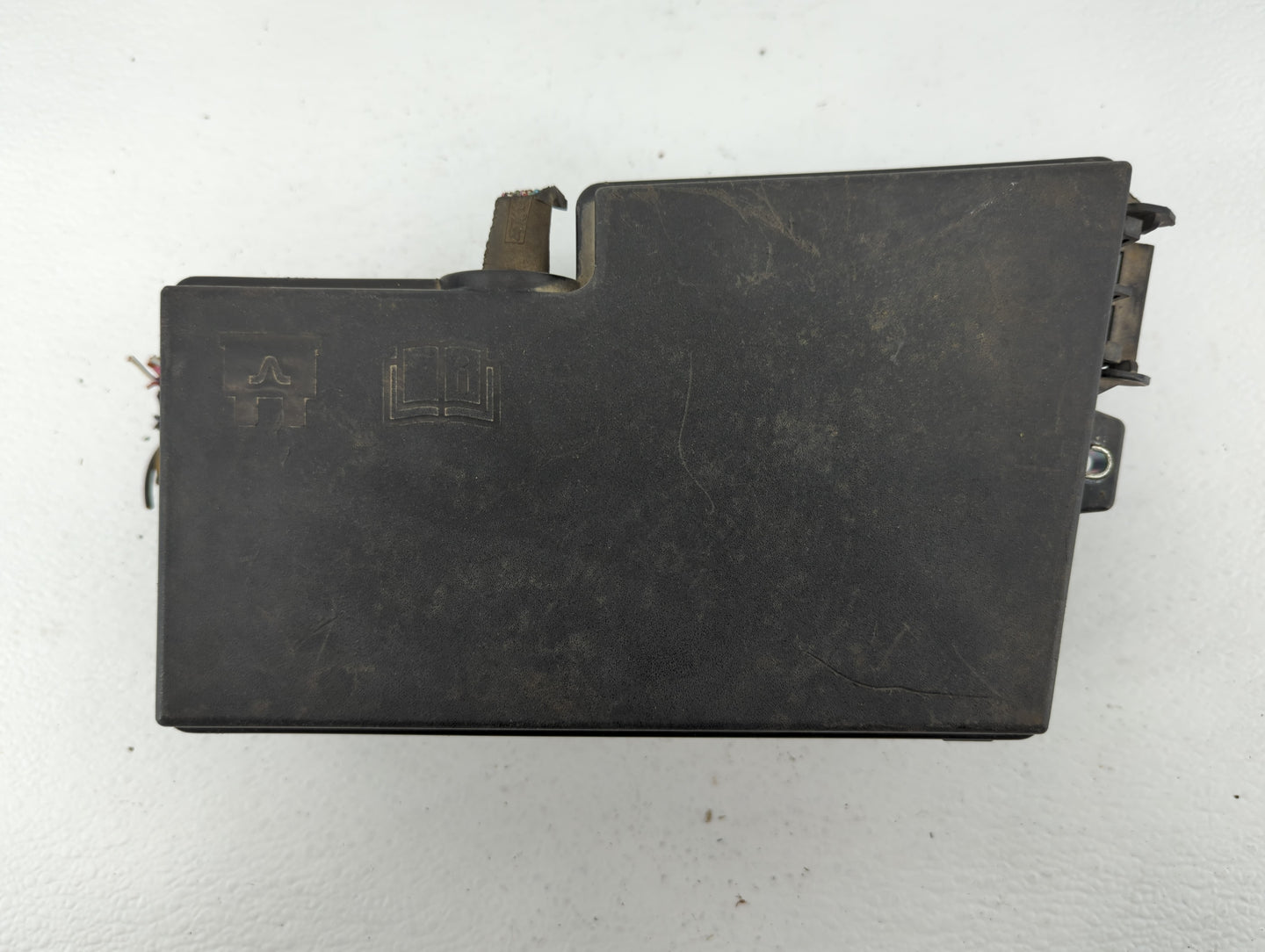 2004-2009 Mazda 3 Fusebox Fuse Box Panel Relay Module P/N:518818109 BP4K-66765 Fits Fits 2004 2005 2006 2007 2008 2009 OEM U