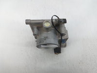 2007-2013 Mazda 3 Throttle Body P/N:L3R4 13 640 125001812 Fits Fits 2007 2008 2009 2010 2011 2012 2013 OEM Used Auto Parts -