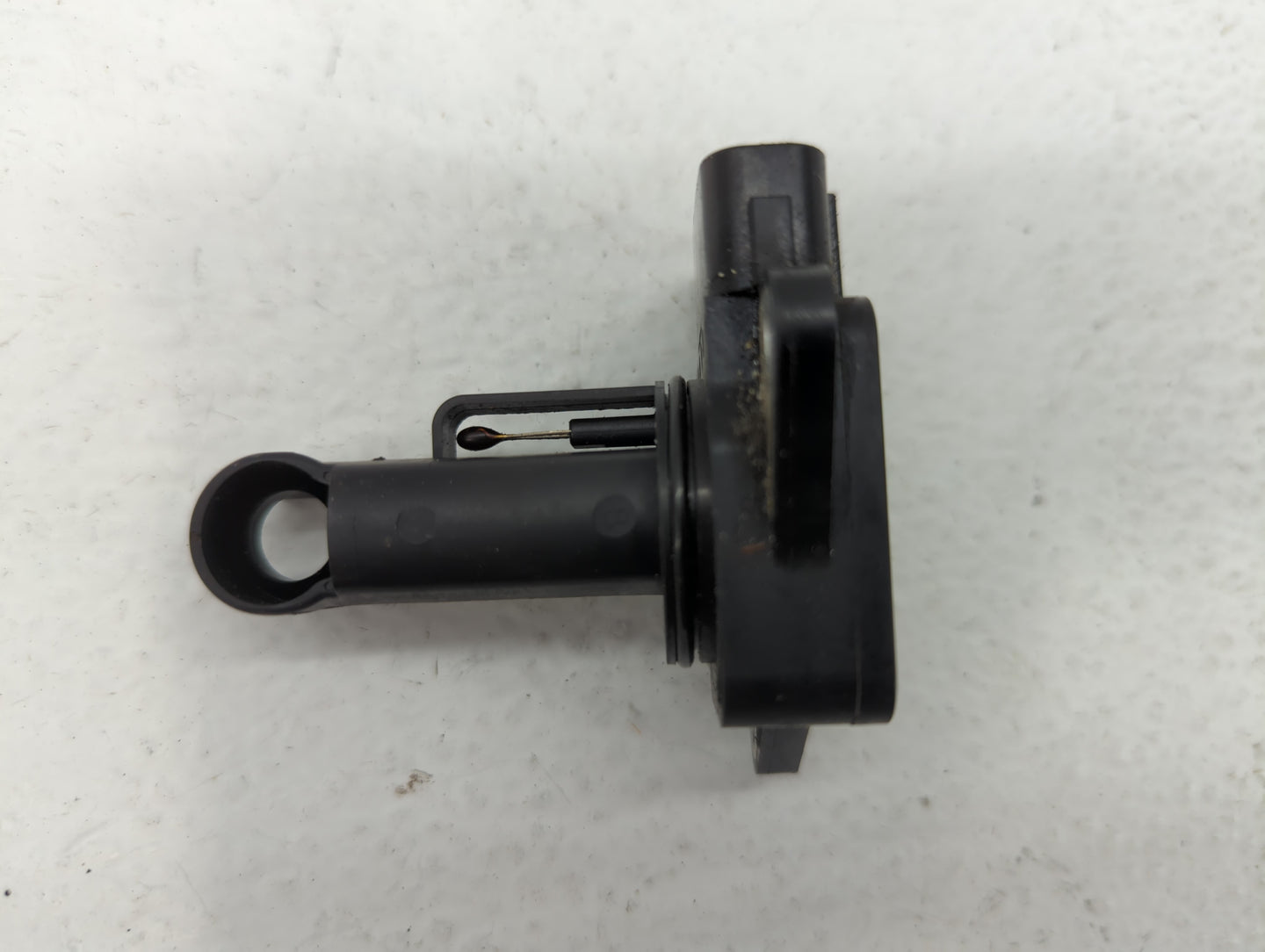 2004-2013 Mazda 3 Mass Air Flow Meter Maf - Oemusedautoparts1.com