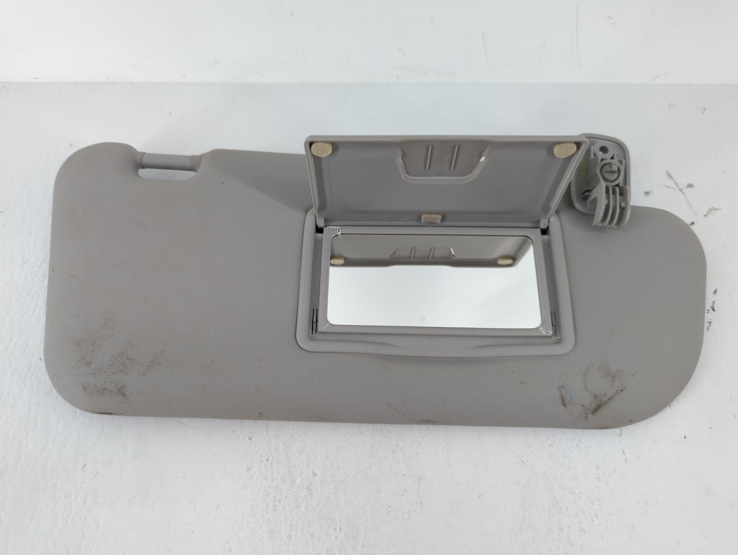 2007-2009 Mazda 3 Sun Visor Shade Replacement Passenger Right Mirror Fits Fits 2007 2008 2009 OEM Used Auto Parts - Oemuseda