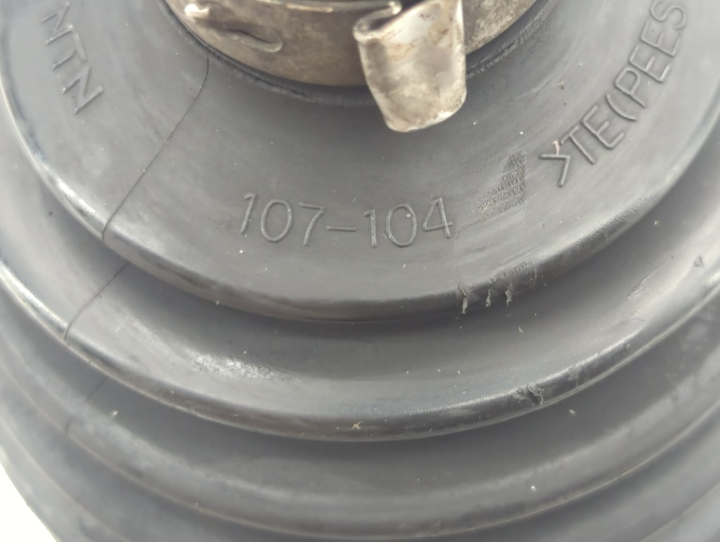 2007-2010 Mazda 3 Axle Shaft Rear Driver Cv C/v - Oemusedautoparts1.com