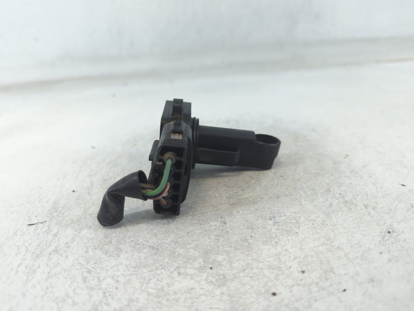 2004-2013 Mazda 3 Mass Air Flow Meter Maf - Oemusedautoparts1.com