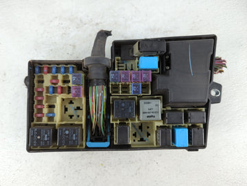 2004-2009 Mazda 3 Fusebox Fuse Box Panel Relay Module P/N:518818109 Fits Fits 2004 2005 2006 2007 2008 2009 OEM Used Auto Parts