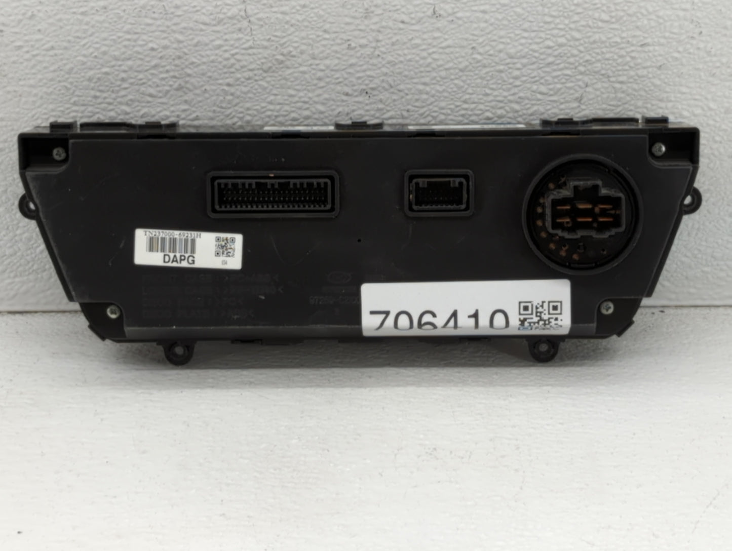 2007-2008 Mazda 3 Climate Control Module Temperature AC/Heater Replacement P/N:97250-C2031 Fits Fits 2007 2008 OEM Used Auto