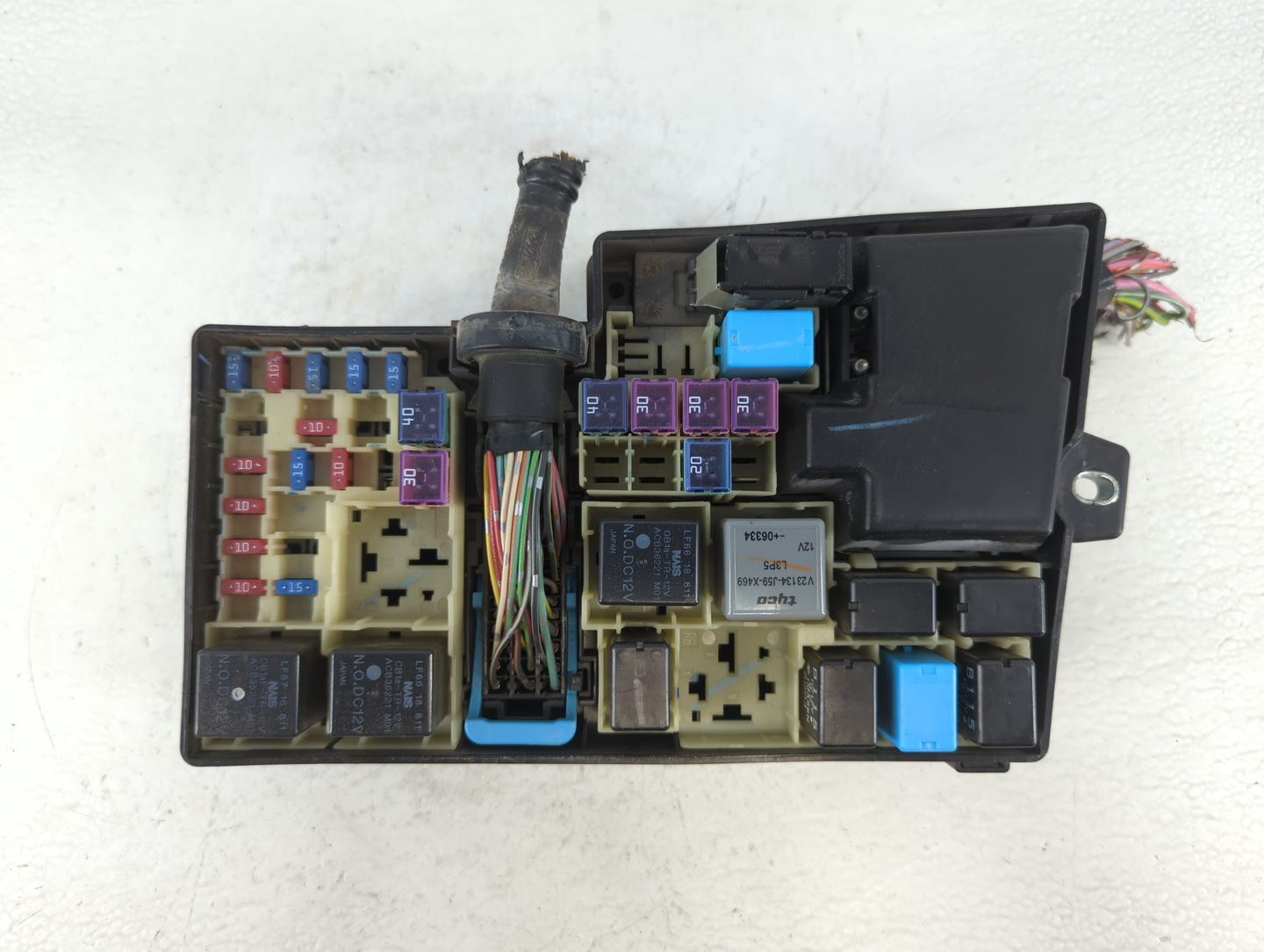 2004-2009 Mazda 3 Fusebox Fuse Box Panel Relay Module P/N:BP4K-66765 518818109 Fits Fits 2004 2005 2006 2007 2008 2009 OEM U