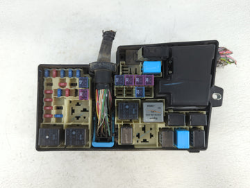 2004-2009 Mazda 3 Fusebox Fuse Box Panel Relay Module P/N:BP4K-66765 518818109 Fits Fits 2004 2005 2006 2007 2008 2009 OEM Used Auto Parts