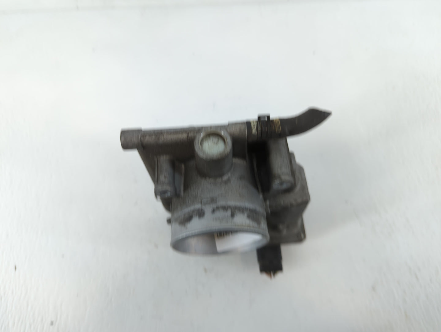 2006-2013 Mazda 3 Throttle Body P/N:125000978 L3R4 13 640 Fits Fits 2006 2007 2008 2009 2010 2011 2012 2013 OEM Used Auto Pa
