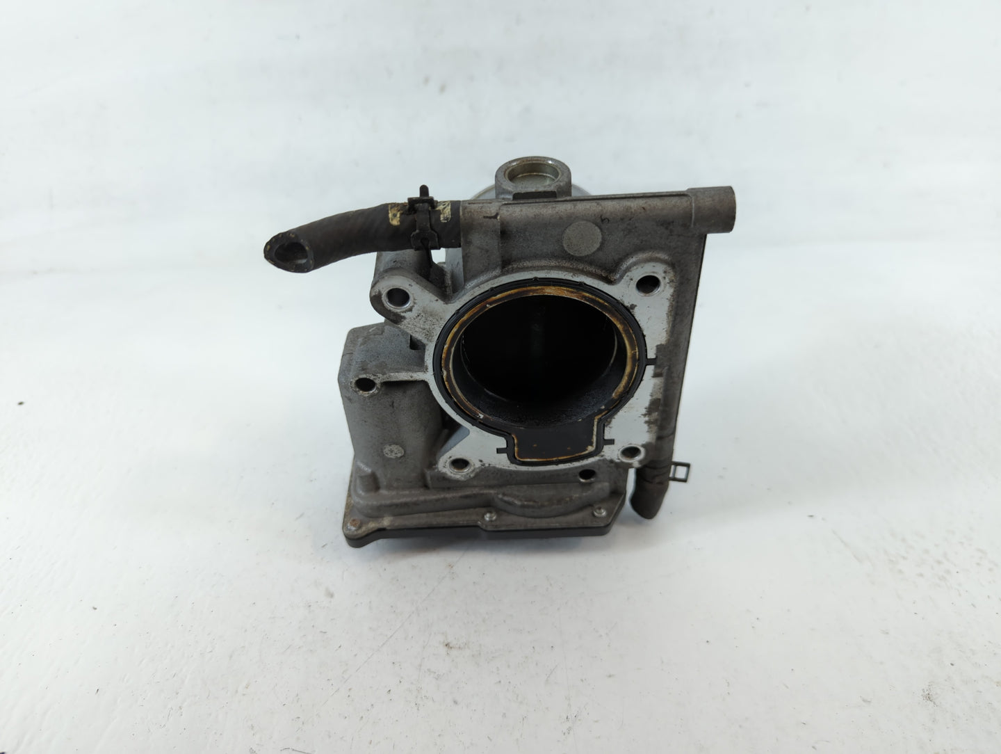 2006-2013 Mazda 3 Throttle Body P/N:125000978 L3R4 13 640 Fits Fits 2006 2007 2008 2009 2010 2011 2012 2013 OEM Used Auto Pa