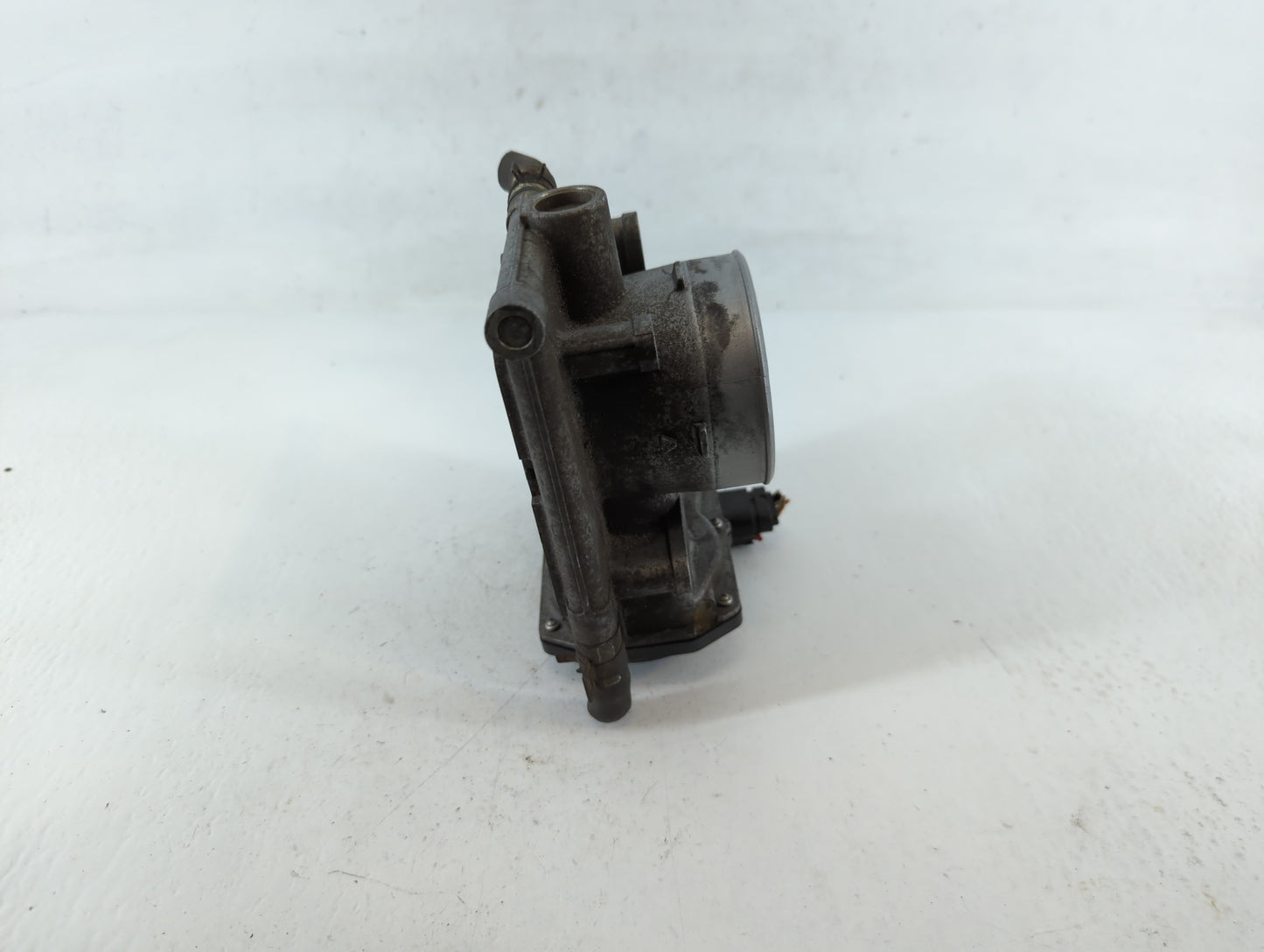 2006-2013 Mazda 3 Throttle Body P/N:125000978 L3R4 13 640 Fits Fits 2006 2007 2008 2009 2010 2011 2012 2013 OEM Used Auto Pa