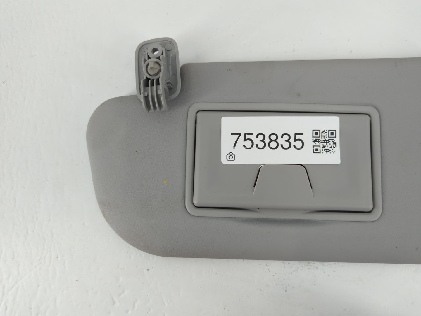 2007 Mazda 3 Sun Visor Shade Replacement Driver Left Mirror Fits OEM Used Auto Parts - Oemusedautoparts1.com
