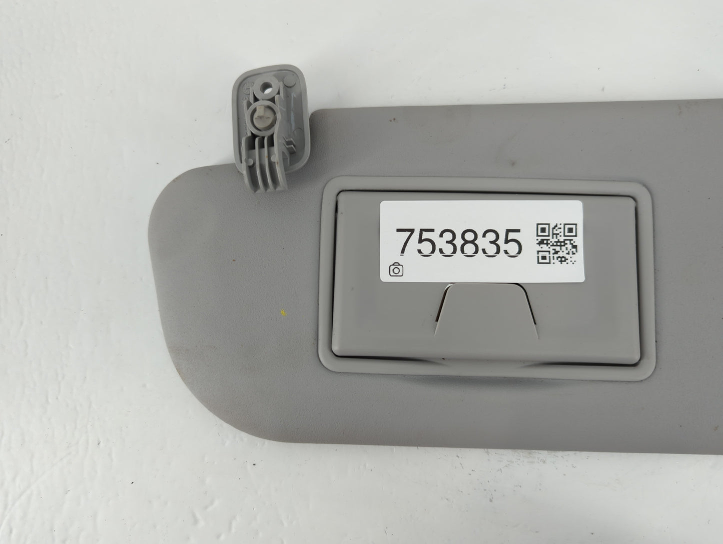2007 Mazda 3 Sun Visor Shade Replacement Driver Left Mirror Fits OEM Used Auto Parts - Oemusedautoparts1.com