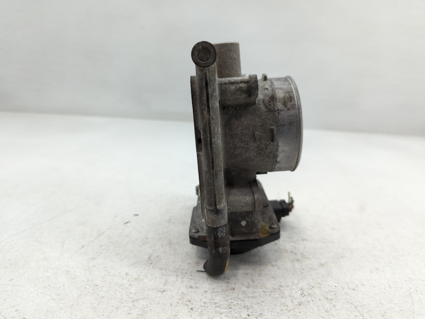2006-2013 Mazda 3 Throttle Body P/N:125002222 Fits Fits 2006 2007 2008 2009 2010 2011 2012 2013 OEM Used Auto Parts - Oemuse