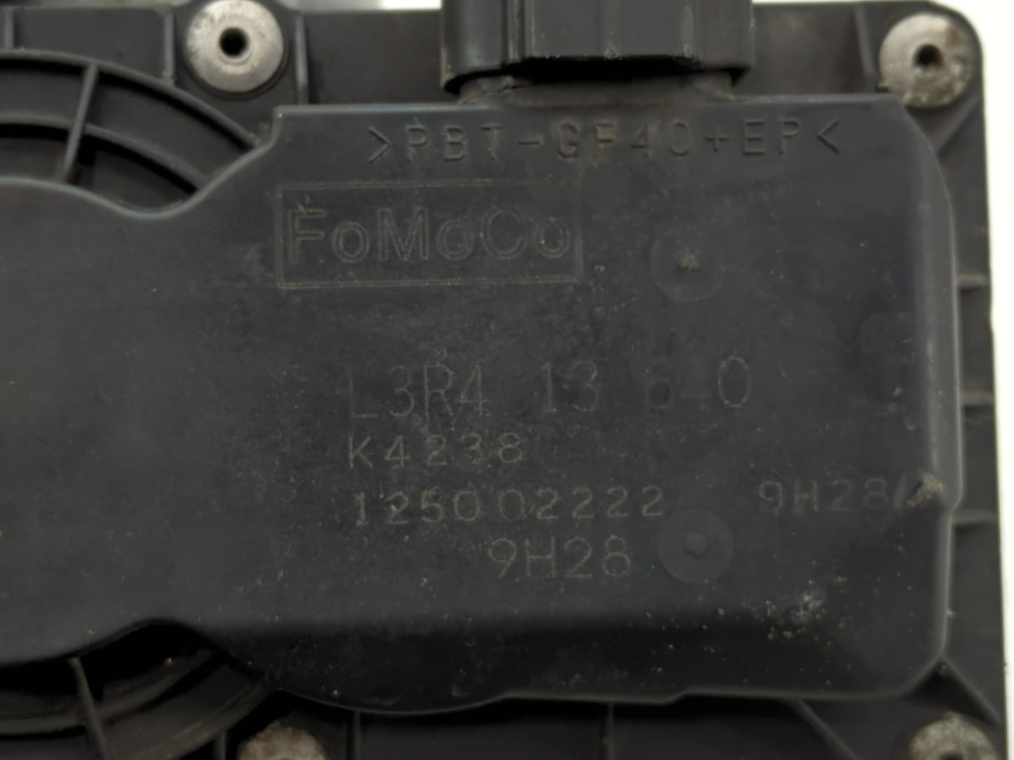 2006-2013 Mazda 3 Throttle Body P/N:125002222 Fits Fits 2006 2007 2008 2009 2010 2011 2012 2013 OEM Used Auto Parts - Oemuse