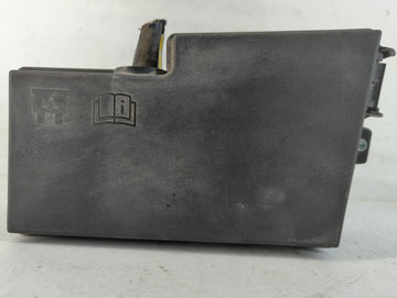 2004-2009 Mazda 3 Fusebox Fuse Box Panel Relay Module P/N:8688039 3M5T-14A142-AB Fits Fits 2004 2005 2006 2007 2008 2009 OEM