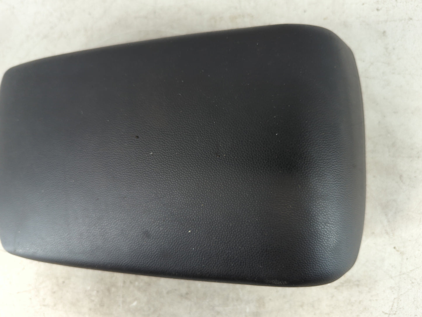 2007 Mazda 3 Center Console Armrest Cover Lid Fits OEM Used Auto Parts - Oemusedautoparts1.com
