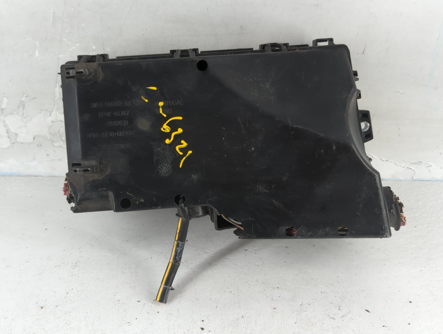 2004-2009 Mazda 3 Fusebox Fuse Box Panel Relay Module P/N:BP4K-66765 518818109 Fits Fits 2004 2005 2006 2007 2008 2009 OEM U