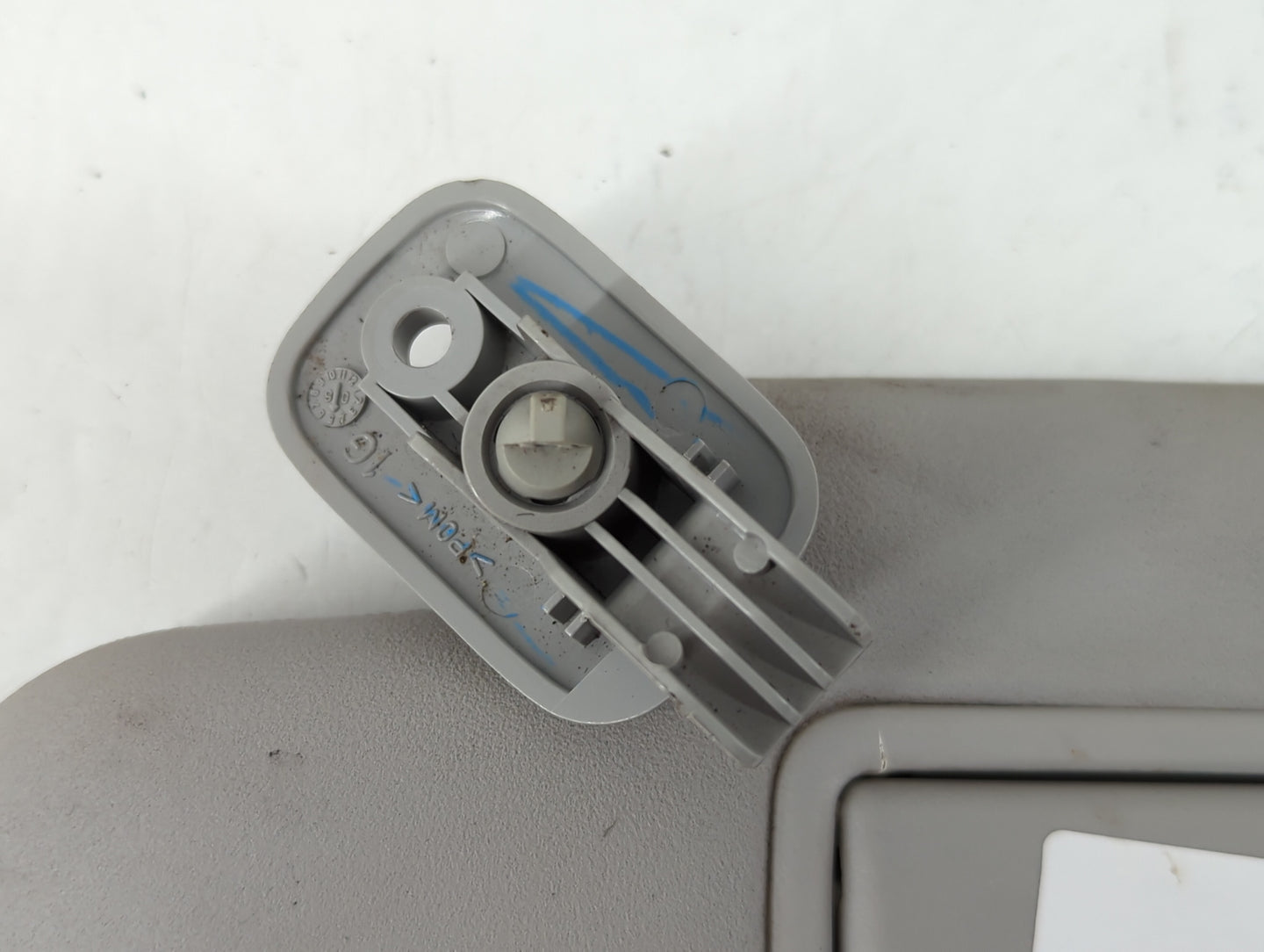 2004-2009 Mazda 3 Sun Visor Shade Replacement Driver Left Mirror Fits Fits 2004 2005 2006 2007 2008 2009 OEM Used Auto Parts