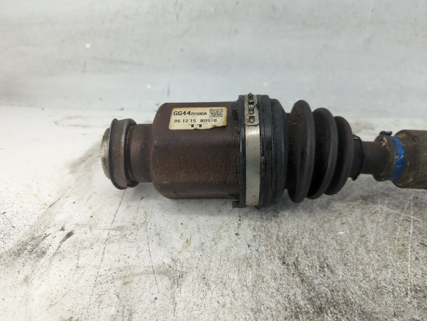 2007-2009 Mazda 3 Axle Shaft Rear Passenger Cv C/v - Oemusedautoparts1.com