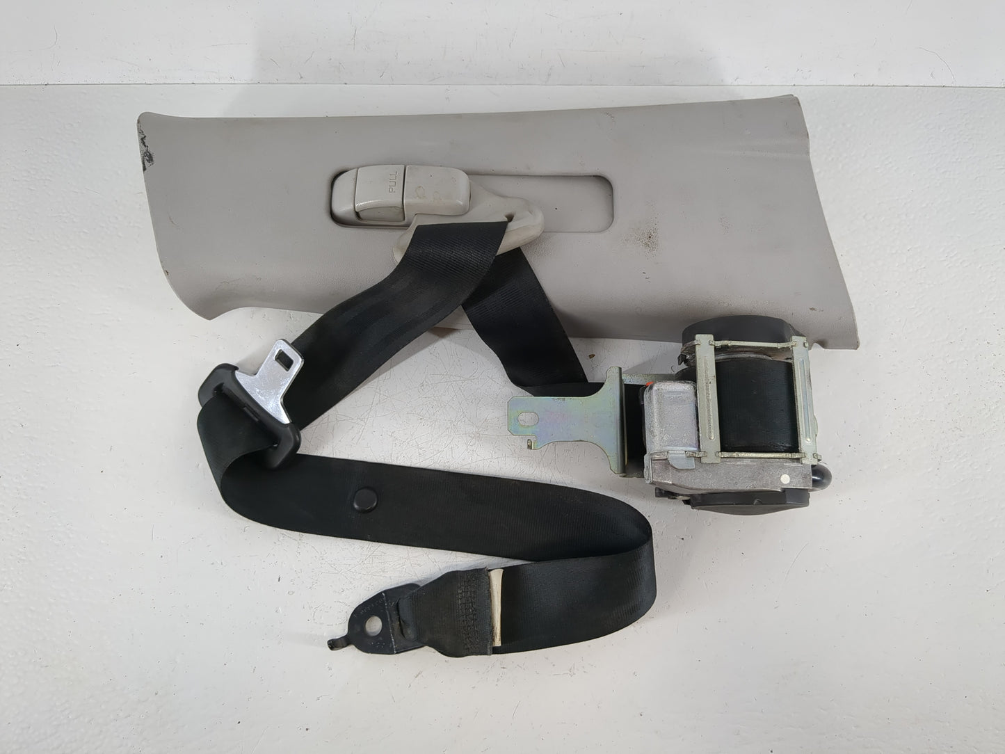 2006-2009 Mazda 3 Passenger Front Seatbelt Retractor - Oemusedautoparts1.com