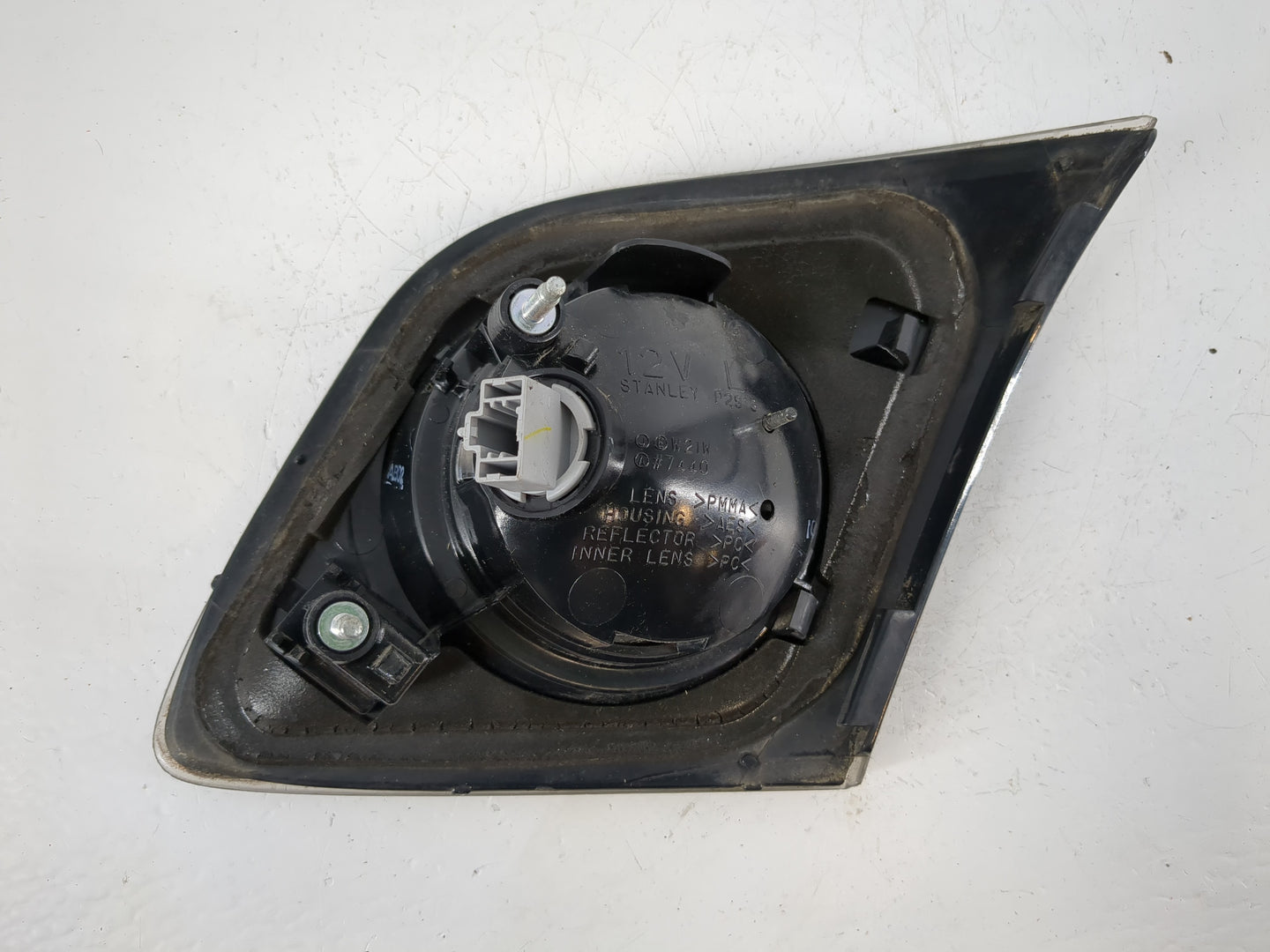 2007-2009 Mazda 3 Tail Light Assembly Driver Left OEM Fits Fits 2007 2008 2009 OEM Used Auto Parts - Oemusedautoparts1.com
