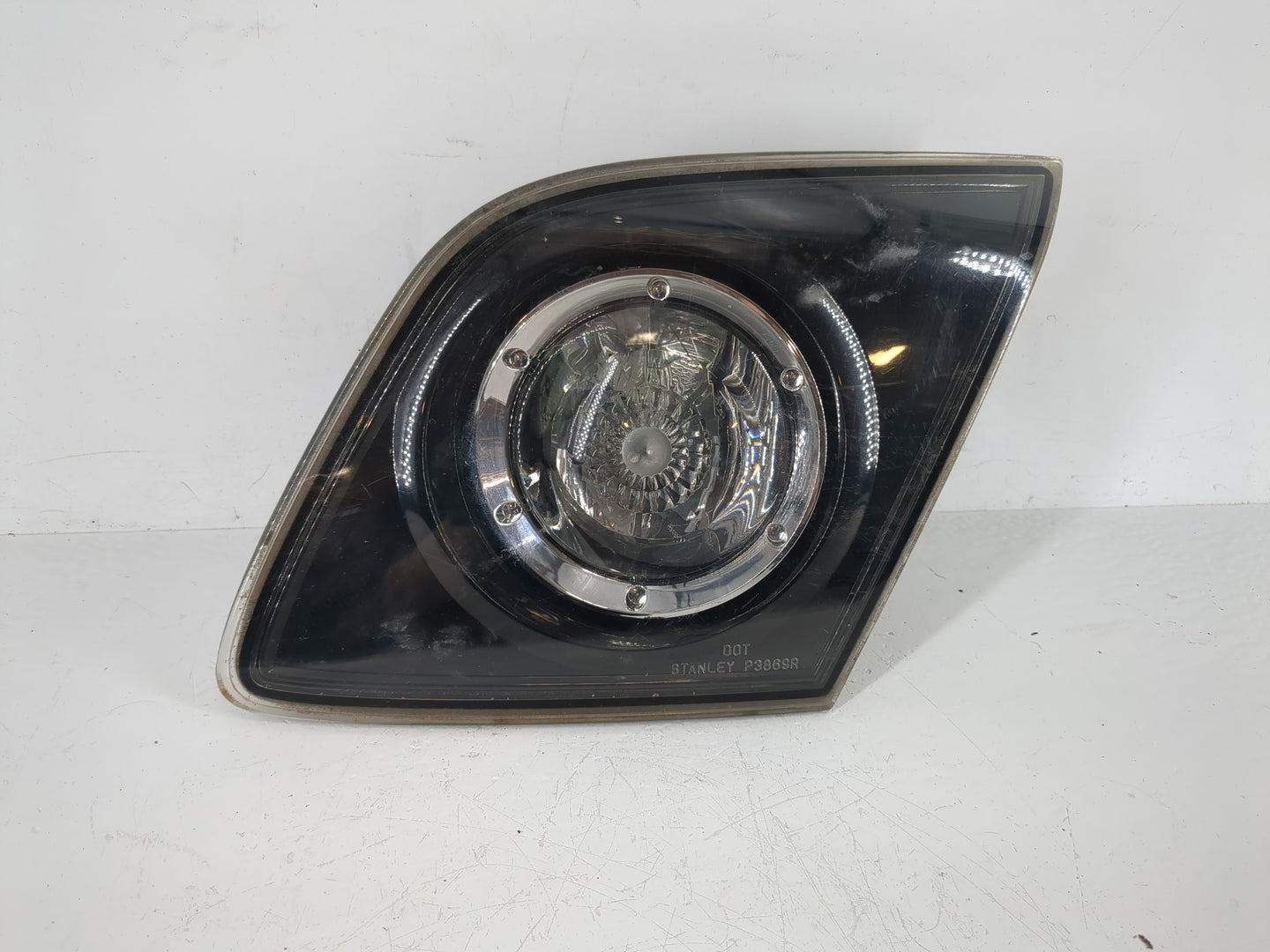 2007 Mazda 3 Passenger Right Side Tail Light Taillight Deck Lid Mounted - Oemusedautoparts1.com