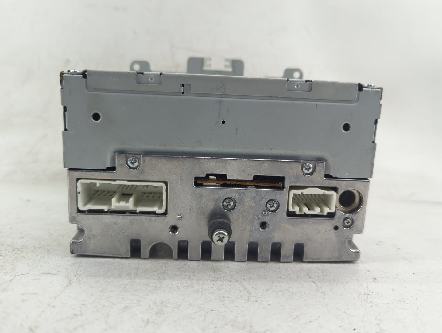 2006-2007 Mazda 5 Radio AM FM Cd Player Receiver Replacement P/N:CC43 66 AR0 Fits Fits 2006 2007 OEM Used Auto Parts - Oemus