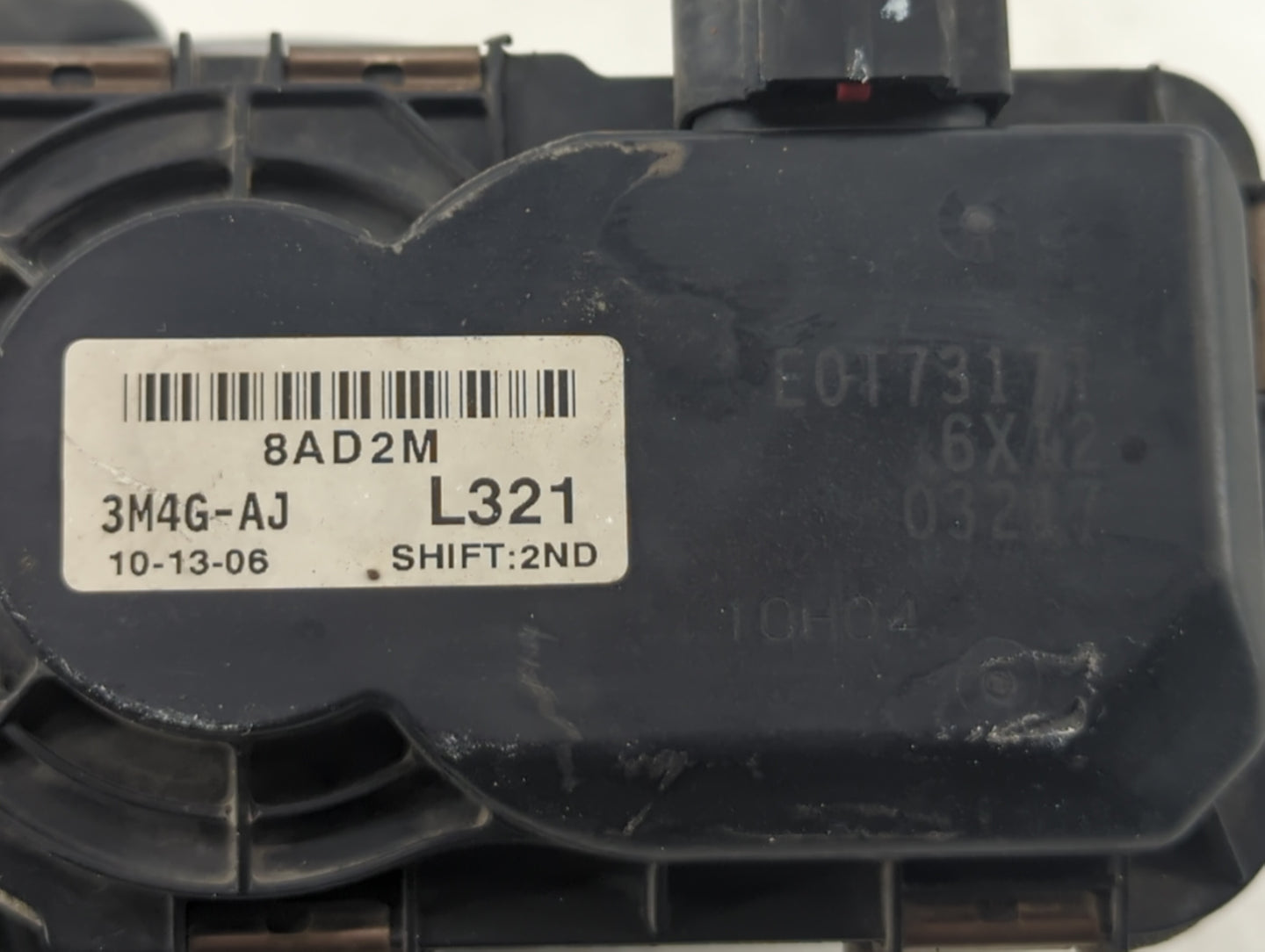 2006-2007 Mazda 5 Throttle Body P/N:3M4G-AJ 3M4G-AG, 3M46-AD, 3M4G-AE Fits Fits 2003 2004 2005 2006 2007 OEM Used Auto Parts