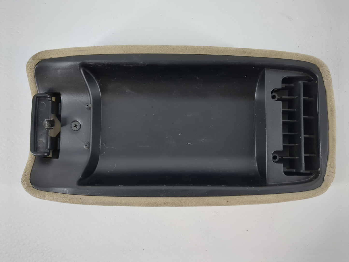 2007 Mazda 6 Center Console Armrest Cover Lid Fits OEM Used Auto Parts - Oemusedautoparts1.com
