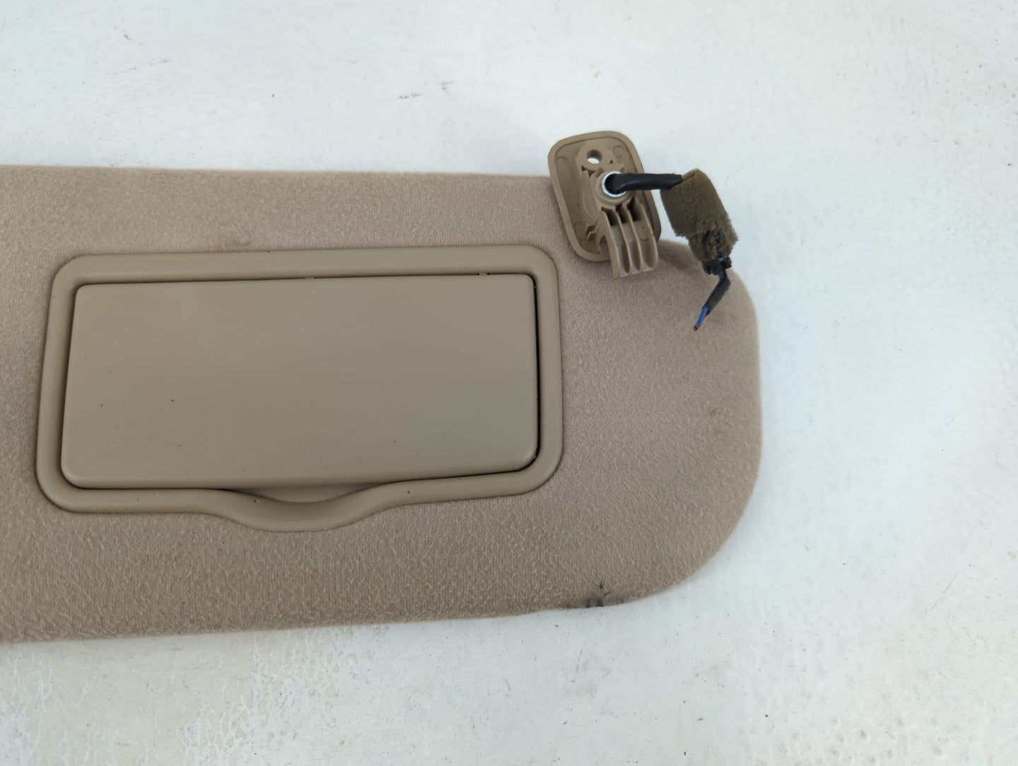 2007 Mazda 6 Sun Visor Shade Replacement Passenger Right Mirror Fits OEM Used Auto Parts - Oemusedautoparts1.com