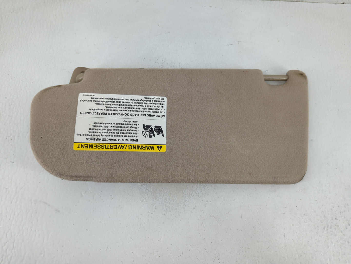 2007 Mazda 6 Sun Visor Shade Replacement Passenger Right Mirror Fits OEM Used Auto Parts - Oemusedautoparts1.com