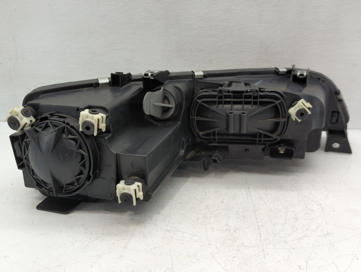 2007 Mazda 6 Driver Left Oem Head Light Headlight Lamp - Oemusedautoparts1.com