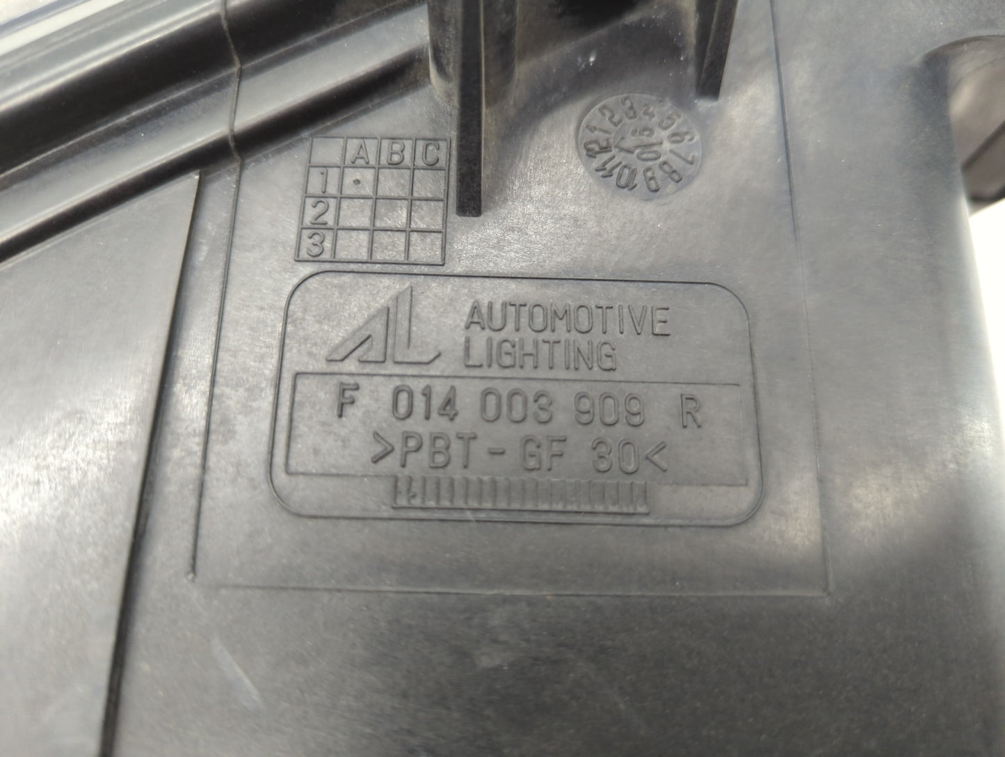 2007 Mazda 6 Passenger Right Oem Head Light Headlight Lamp - Oemusedautoparts1.com