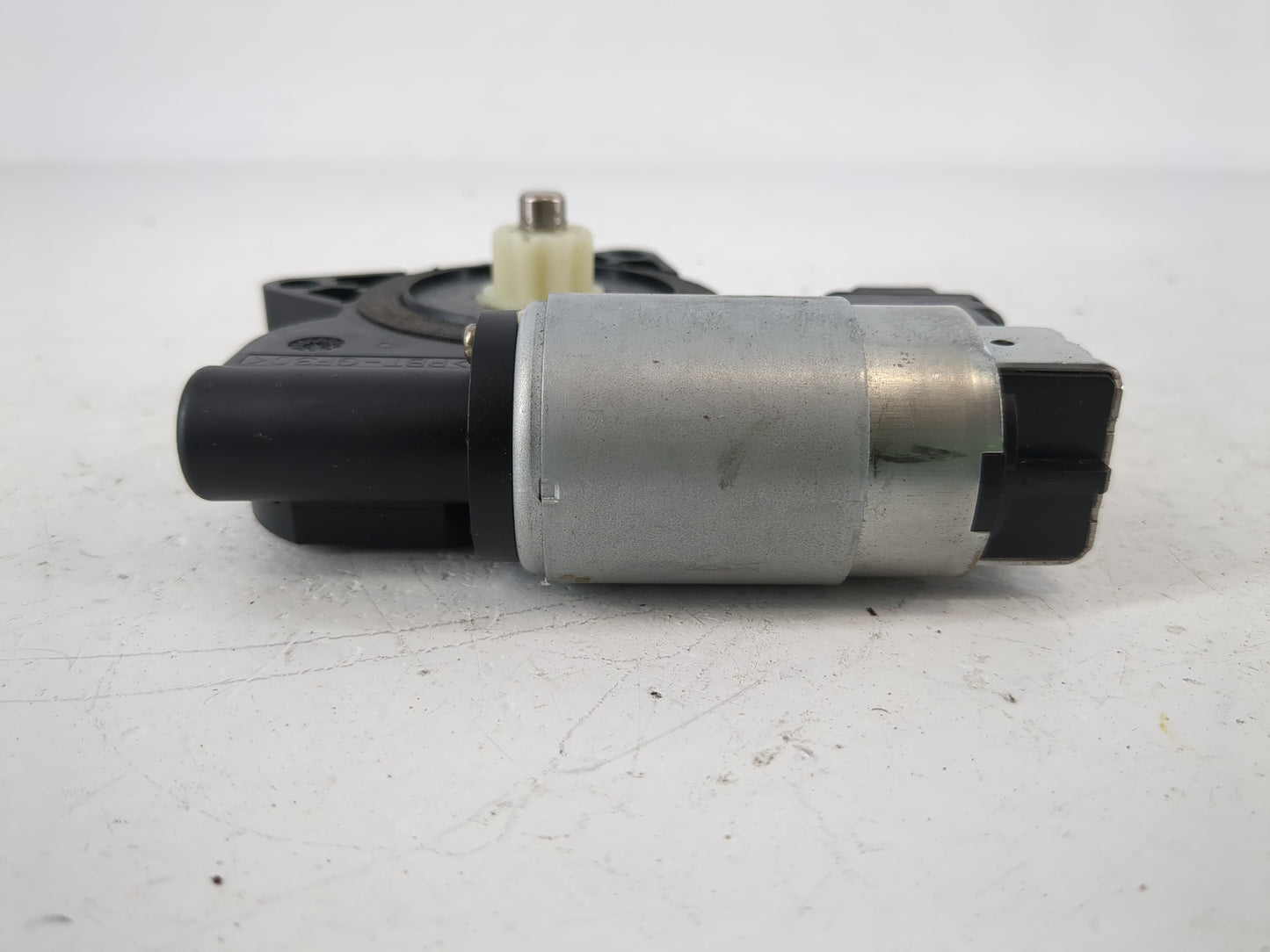 2006-2007 Mazda 6 Passenger Front Right Power Window Motor - Oemusedautoparts1.com