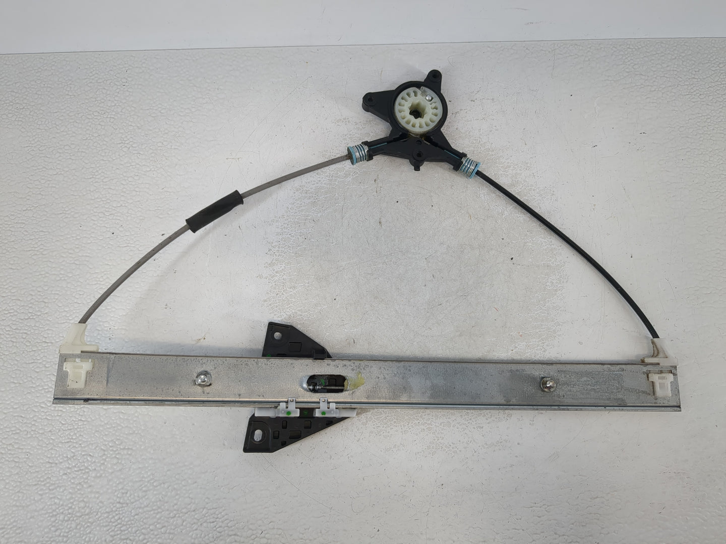 2007 Mazda 6 Driver Left Front Window Regulator - Oemusedautoparts1.com