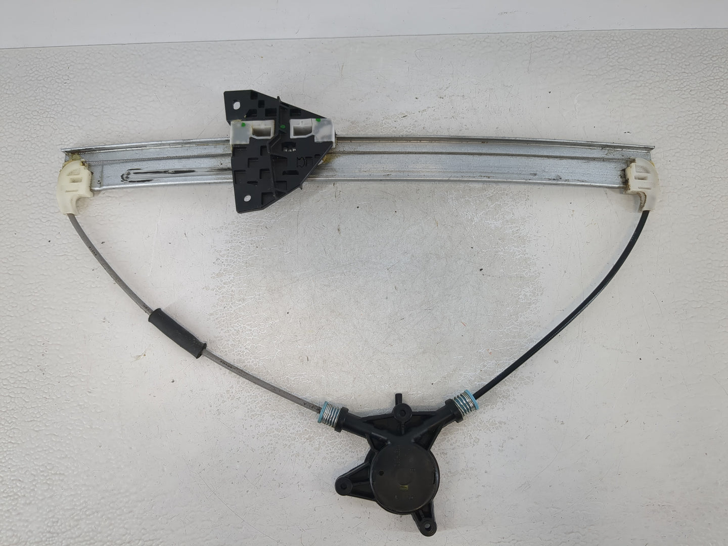 2007 Mazda 6 Driver Left Front Window Regulator - Oemusedautoparts1.com