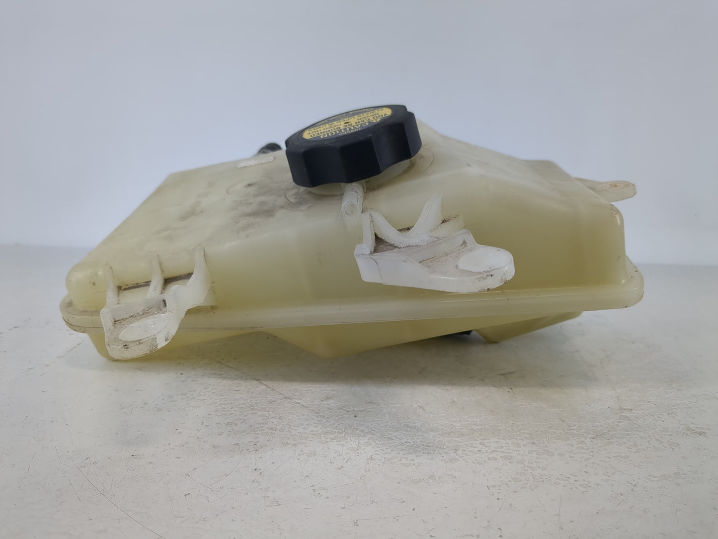 2003-2008 Mazda 6 Radiator Coolant Overflow Expansion Tank Bottle - Oemusedautoparts1.com