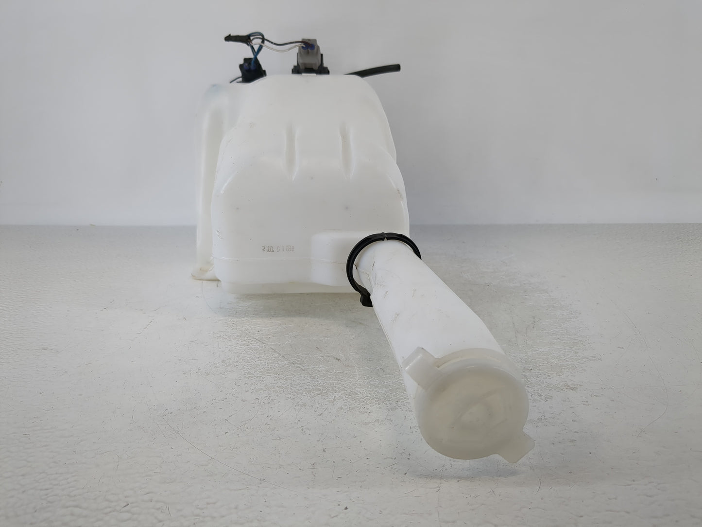2007 Mazda 6 Windshield Washer Fluid Reservoir Bottle Oem - Oemusedautoparts1.com