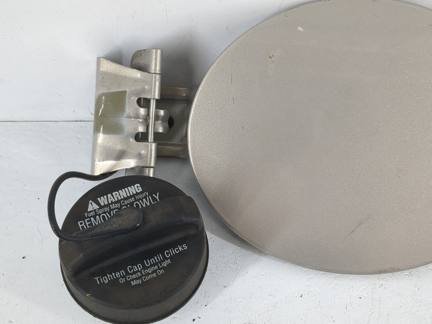2007 Mazda 6 Fuel Tank Door Lid Gas Tank Beige - Oemusedautoparts1.com