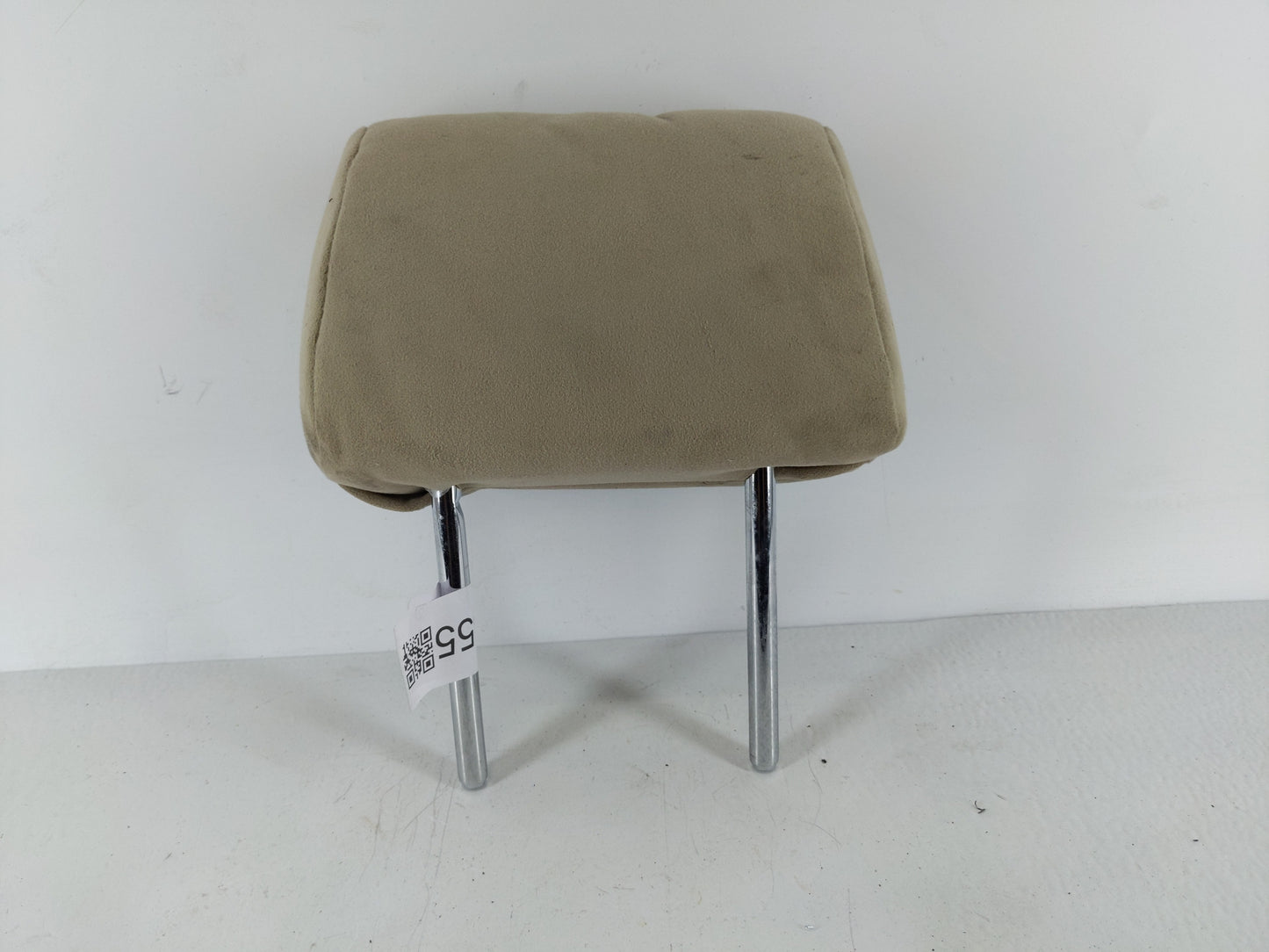 2006-2007 Mazda 6 Headrest Head Rest Rear Center Seat Fits Fits 2006 2007 OEM Used Auto Parts - Oemusedautoparts1.com