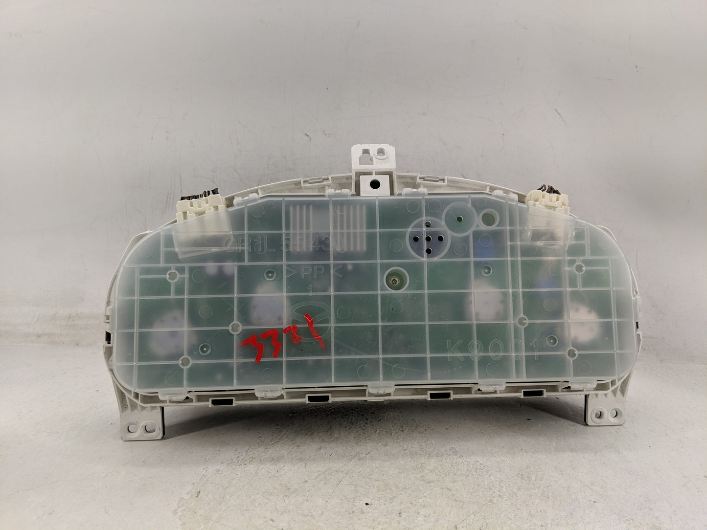 2006-2007 Mazda 6 Instrument Cluster Speedometer Gauges Fits Fits 2006 2007 OEM Used Auto Parts - Oemusedautoparts1.com