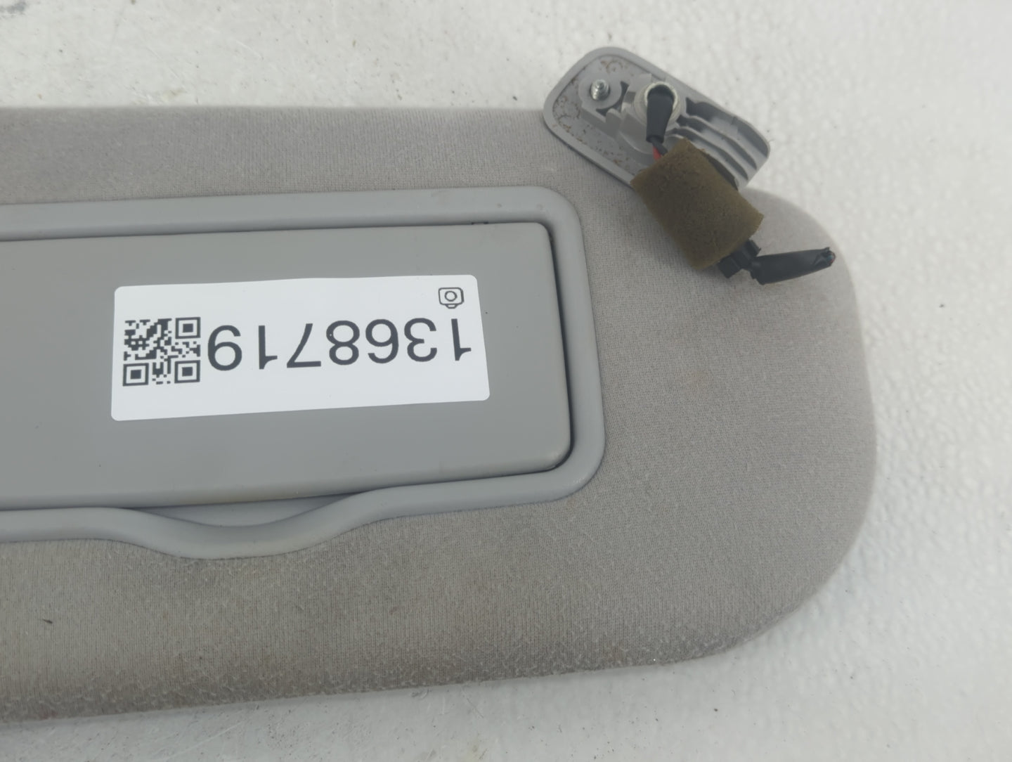 2006-2008 Mazda 6 Sun Visor Shade Replacement Passenger Right Mirror Fits Fits 2006 2007 2008 OEM Used Auto Parts - Oemuseda