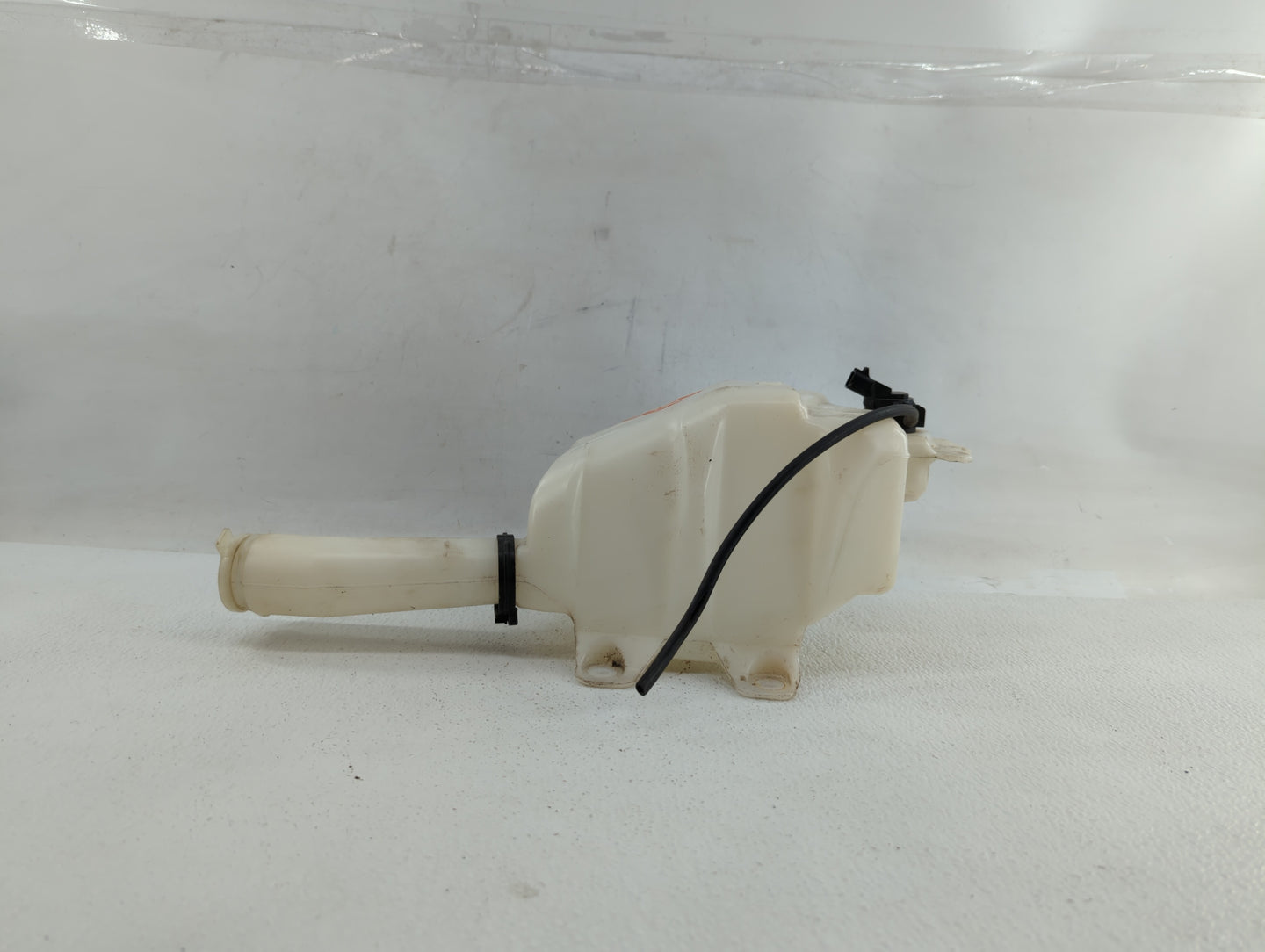 2006-2008 Mazda 6 Windshield Washer Fluid Reservoir Bottle Oem - Oemusedautoparts1.com