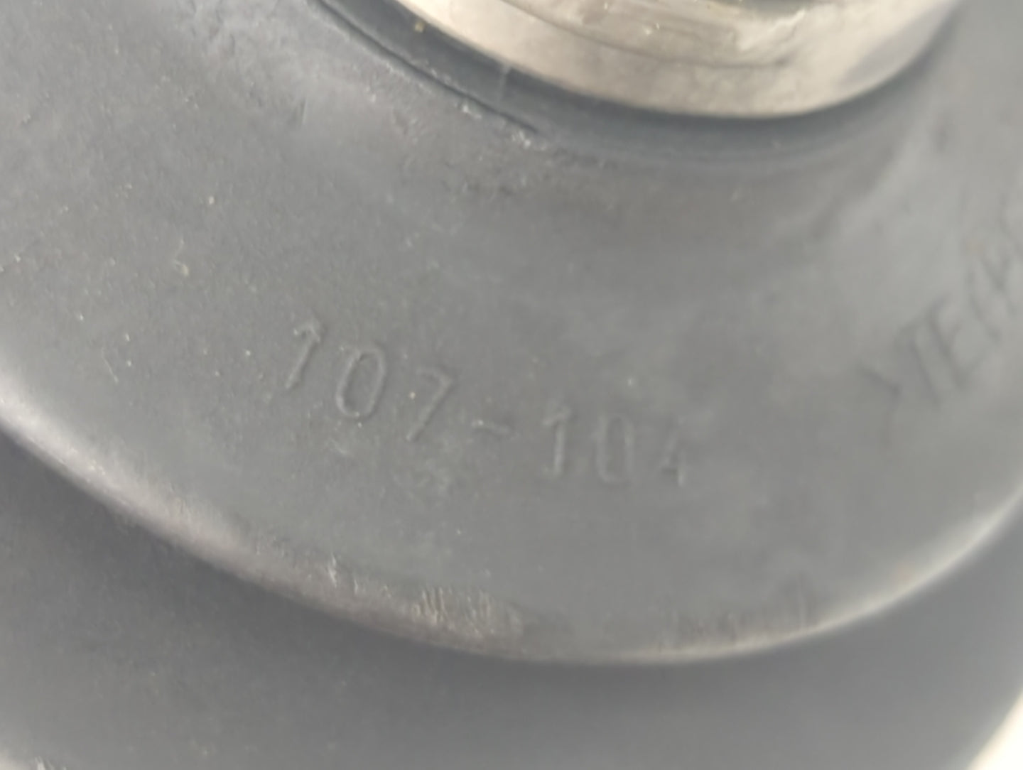 2007 Mazda 6 Axle Shaft Front Driver Cv C/v - Oemusedautoparts1.com