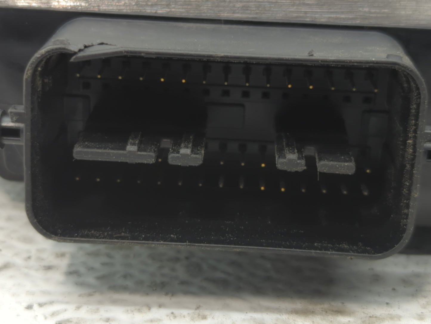 2006-2007 Mazda 6 PCM Engine Control Computer ECU ECM PCU OEM P/N:7M81-12A650-KB 6M81-12A650-HF Fits Fits 2006 2007 OEM Used