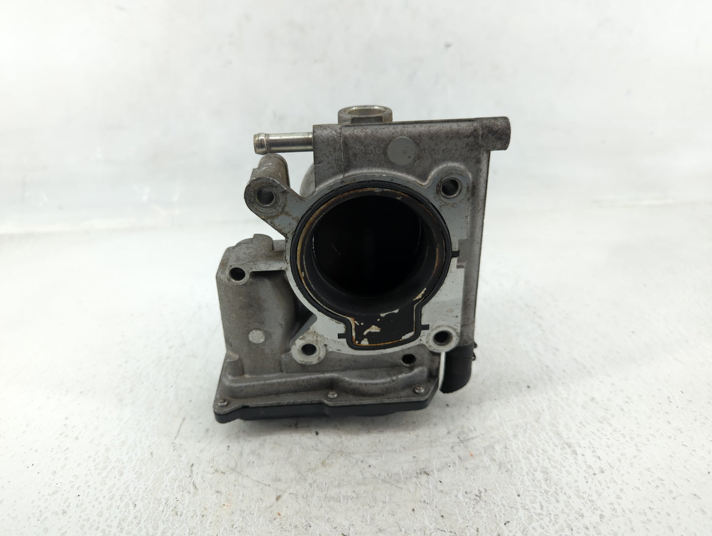 2006-2008 Mazda 6 Throttle Body P/N:6M8G-9F991-A Fits Fits 2006 2007 2008 2009 2010 2011 2012 2013 OEM Used Auto Parts - Oem