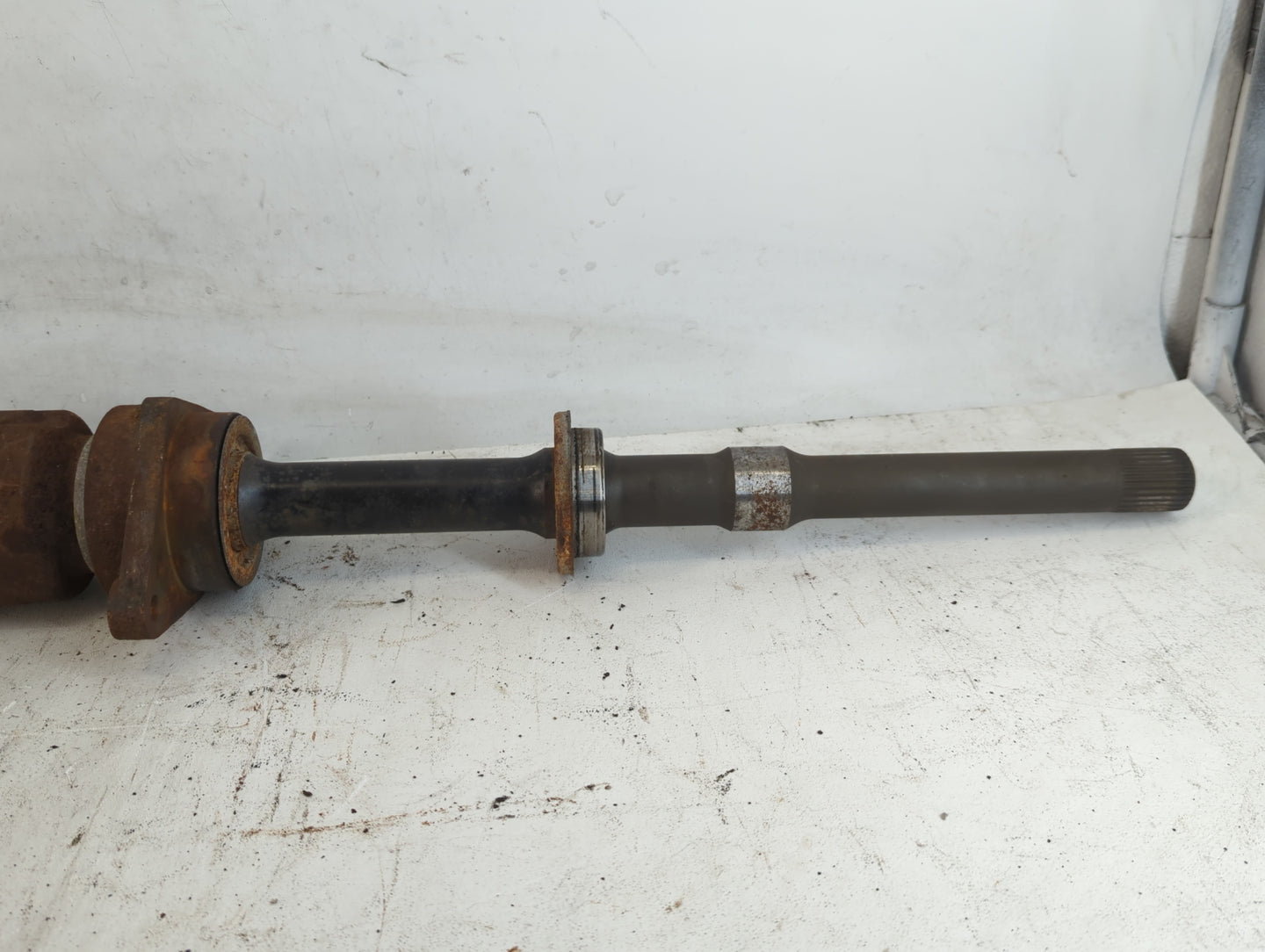2006-2007 Mazda 6 Axle Shaft Front Passenger Cv C/v - Oemusedautoparts1.com