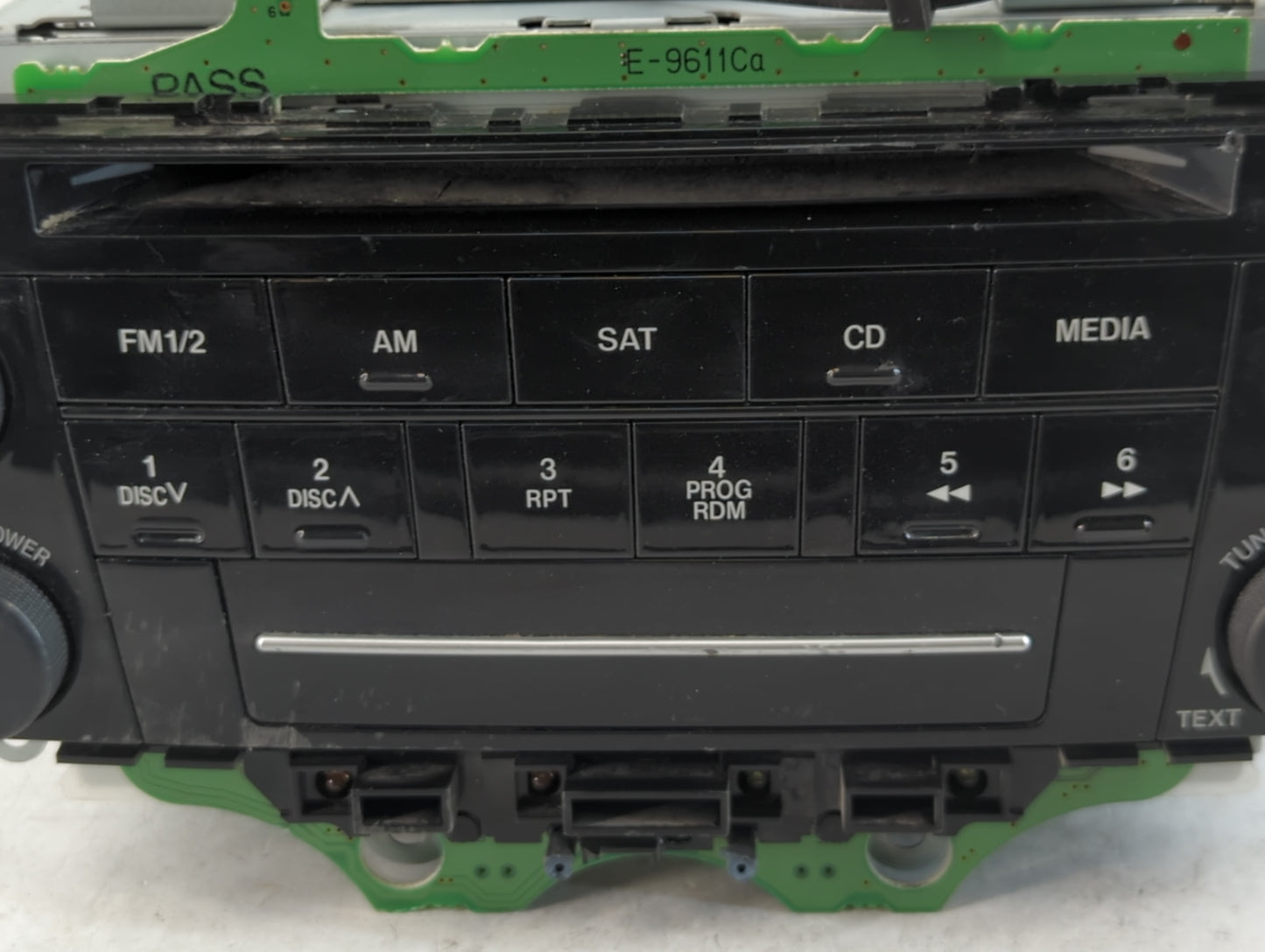 2006-2008 Mazda 6 Radio AM FM Cd Player Receiver Replacement P/N:702783 CQ-EM4560AK Fits Fits 2006 2007 2008 OEM Used Auto P