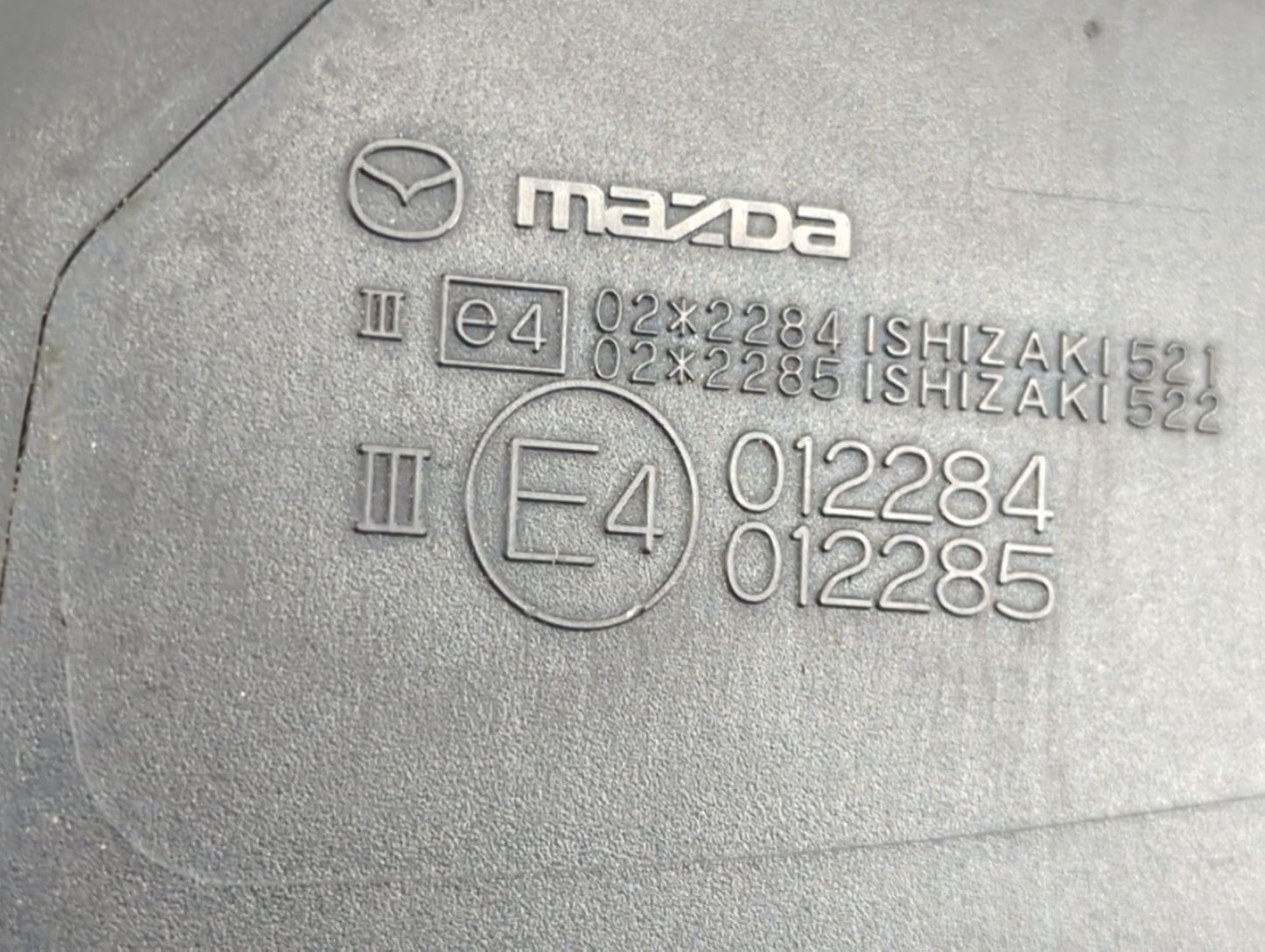 2007-2009 Mazda Cx-7 Passenger Right Side View Manual Door Mirror Black - Oemusedautoparts1.com