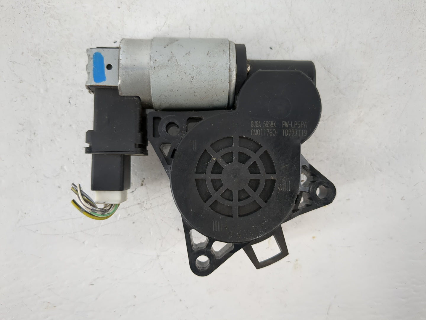 2007-2012 Mazda Cx-7 Driver Front Left Power Window Motor - Oemusedautoparts1.com